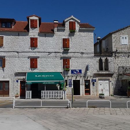 Apartments Riva Trogir Exteriér fotografie
